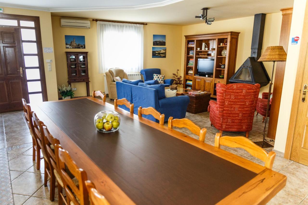 Casa Rural La Pinta- Sendaviva Y Bardenas Villafranca Luaran gambar